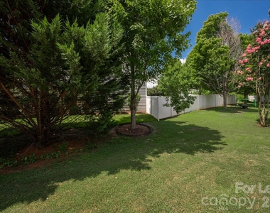 1030 Kaiser Way - Photo Thumbnail 38