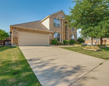 2641 Tradewinds Drive - Photo Thumbnail 3