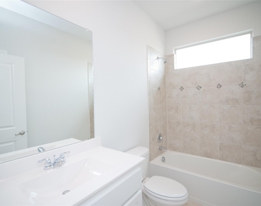 1021 Gillespie Drive - Photo Thumbnail 24