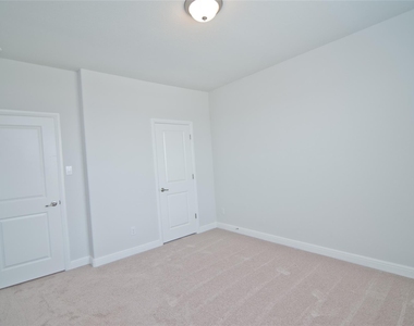 1021 Gillespie Drive - Photo Thumbnail 31