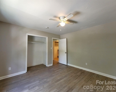 667 Faith Drive Sw - Photo Thumbnail 6