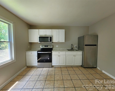 667 Faith Drive Sw - Photo Thumbnail 4