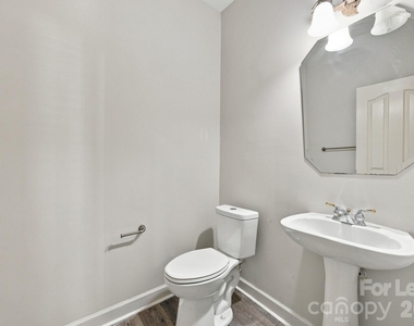10825 Kenderly Court - Photo Thumbnail 13