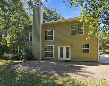 10825 Kenderly Court - Photo Thumbnail 38