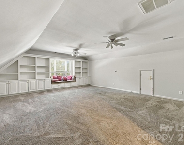 10825 Kenderly Court - Photo Thumbnail 23