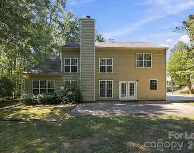 10825 Kenderly Court - Photo Thumbnail 37