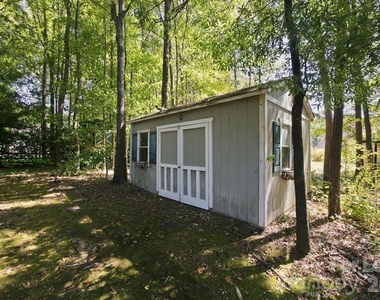 10825 Kenderly Court - Photo Thumbnail 41