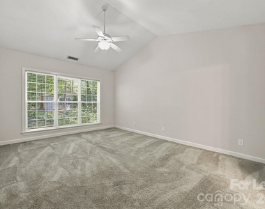 10825 Kenderly Court - Photo Thumbnail 14