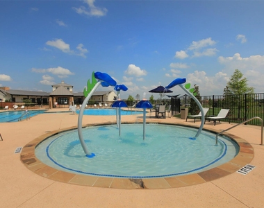 1701 Elm Fork Bend - Photo Thumbnail 26