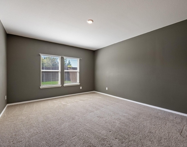 1701 Elm Fork Bend - Photo Thumbnail 9