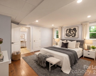 3211 Winding Trail - Photo Thumbnail 6
