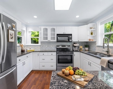 3211 Winding Trail - Photo Thumbnail 3
