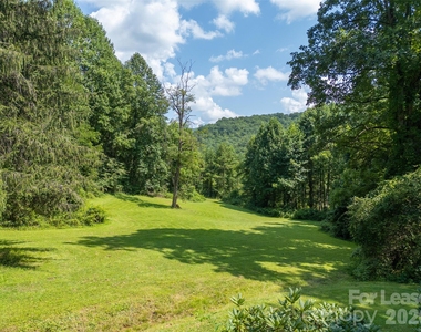919 N Country Club Drive - Photo Thumbnail 2