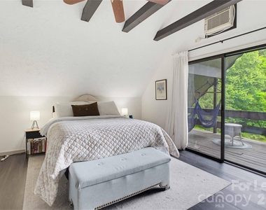 919 N Country Club Drive - Photo Thumbnail 13