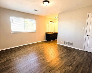 1151 Azalea Lane - Photo Thumbnail 31