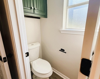 1151 Azalea Lane - Photo Thumbnail 17
