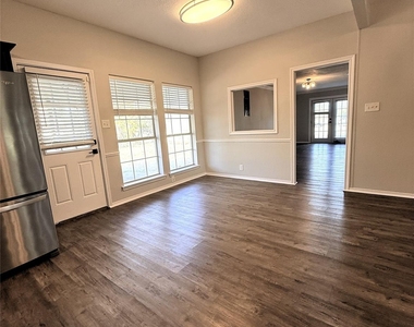 1151 Azalea Lane - Photo Thumbnail 11