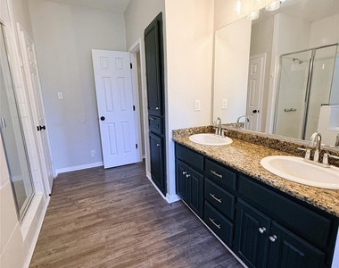 1151 Azalea Lane - Photo Thumbnail 15