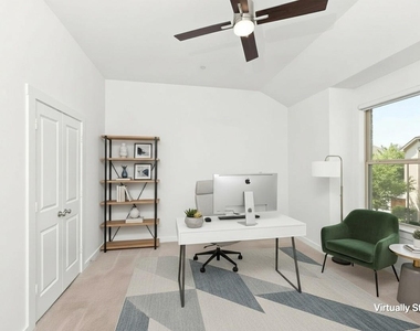 695 Vista Del Lago Drive - Photo Thumbnail 2