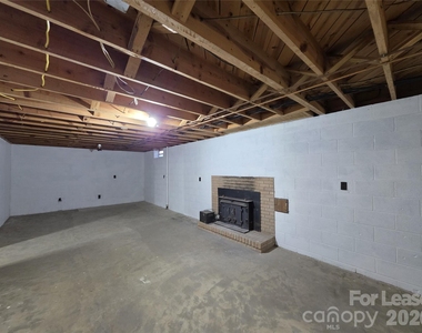 9301 Gold Hill Road - Photo Thumbnail 23