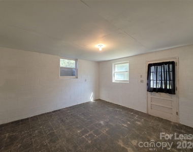 9301 Gold Hill Road - Photo Thumbnail 24