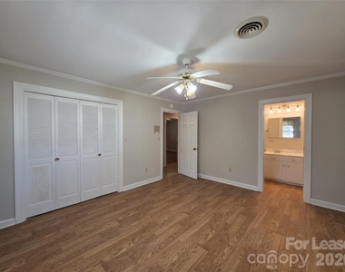 9301 Gold Hill Road - Photo Thumbnail 16