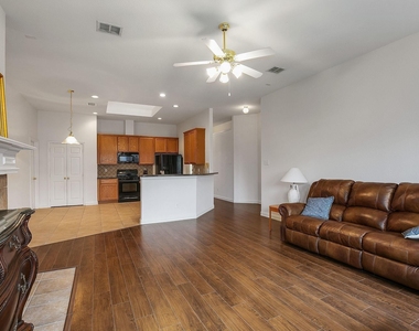 3404 Oleander Drive - Photo Thumbnail 6