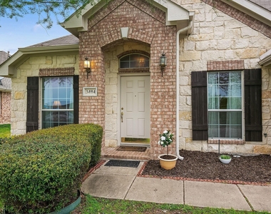 3404 Oleander Drive - Photo Thumbnail 1