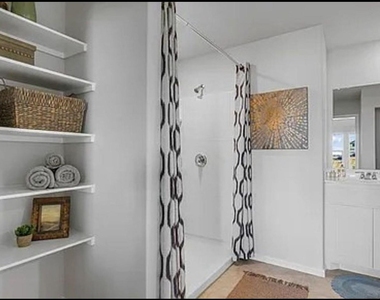 9428 Golden Tree - Photo Thumbnail 25