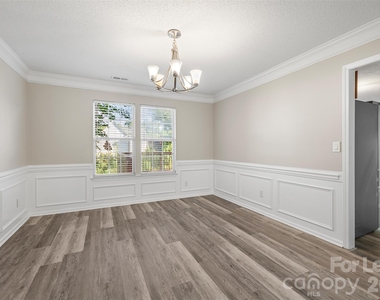 6102 Tesh Court - Photo Thumbnail 12