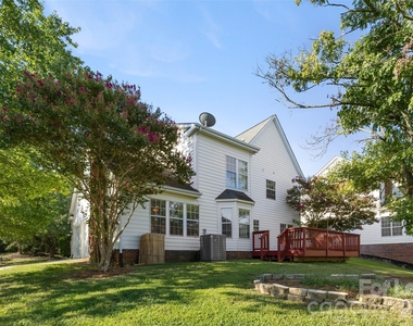 6102 Tesh Court - Photo Thumbnail 37