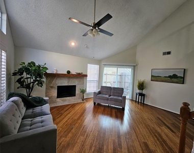 17910 Windflower Way - Photo Thumbnail 11