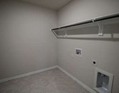 1202 Sweetleaf Street - Photo Thumbnail 17