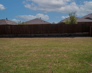 1202 Sweetleaf Street - Photo Thumbnail 30