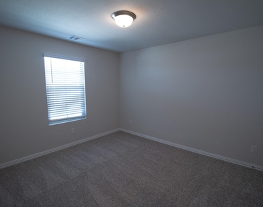 1202 Sweetleaf Street - Photo Thumbnail 27