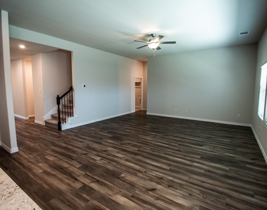 1202 Sweetleaf Street - Photo Thumbnail 14