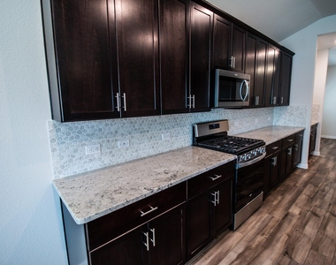 1202 Sweetleaf Street - Photo Thumbnail 9