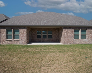 1202 Sweetleaf Street - Photo Thumbnail 33