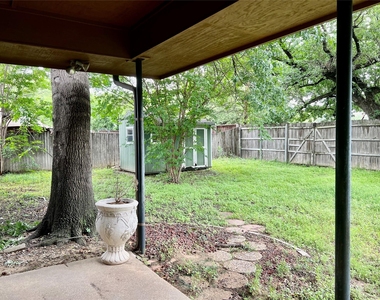 932 Old Mill Circle - Photo Thumbnail 6