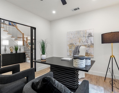 2706 Summerwood Court - Photo Thumbnail 13