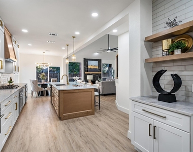 2706 Summerwood Court - Photo Thumbnail 24