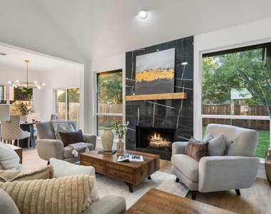 2706 Summerwood Court - Photo Thumbnail 2