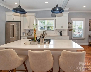 1416 Parkwood Avenue - Photo Thumbnail 8