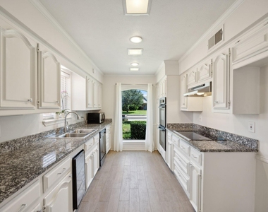 16353 Lauder Lane - Photo Thumbnail 1