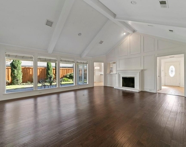16353 Lauder Lane - Photo Thumbnail 30