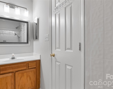 859 Pelican Bay Drive - Photo Thumbnail 17