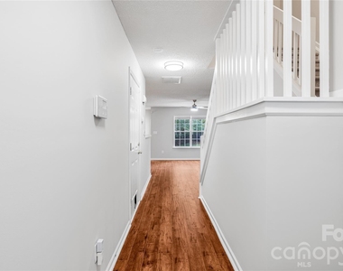 859 Pelican Bay Drive - Photo Thumbnail 9