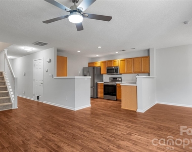 859 Pelican Bay Drive - Photo Thumbnail 2