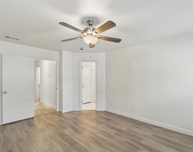 3307 Foxboro Drive - Photo Thumbnail 21