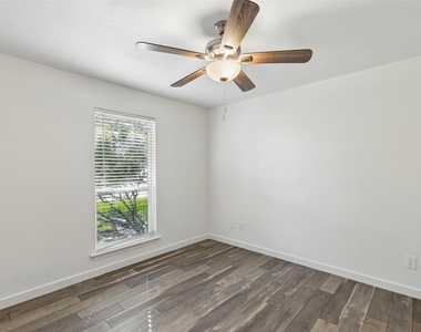 3307 Foxboro Drive - Photo Thumbnail 20